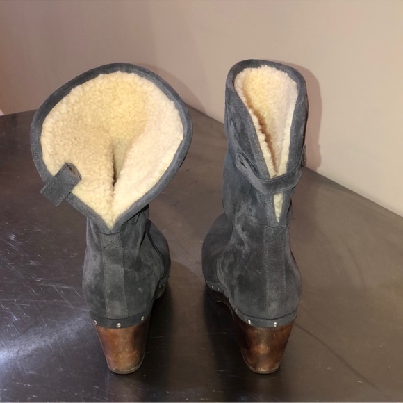 UGG Lynnea Clog Ankle Booties - Picture 4 of 4